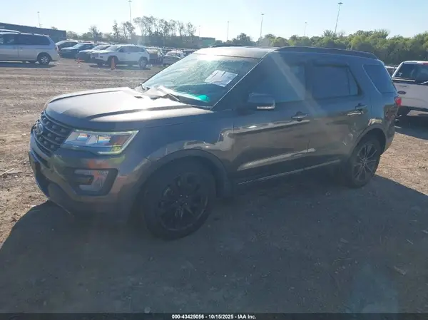 1FM5K7D82HGA25330 2017 FORD EXPLORER - Image 2