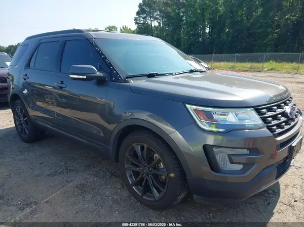 1FM5K7D82HGA31550 2017 FORD EXPLORER - Image 1