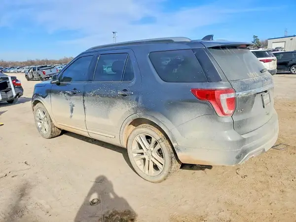 1FM5K7D82HGA33489 2017 FORD EXPLORER - Image 2