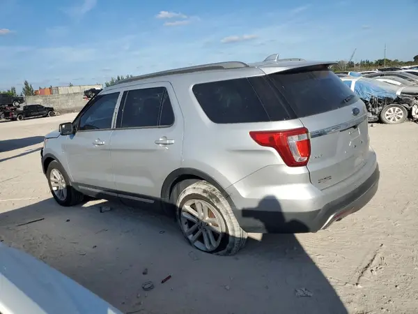 1FM5K7D82HGA41009 2017 FORD EXPLORER - Image 2