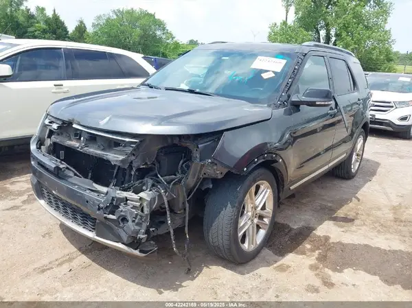 1FM5K7D82HGA76097 2017 FORD EXPLORER - Image 2