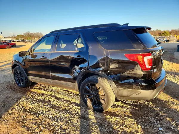 1FM5K7D82HGB12385 2017 FORD EXPLORER - Image 2