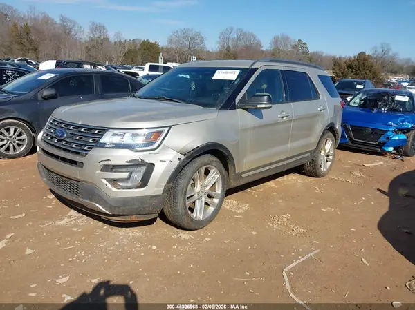 1FM5K7D82HGB37528 2017 FORD EXPLORER - Image 2