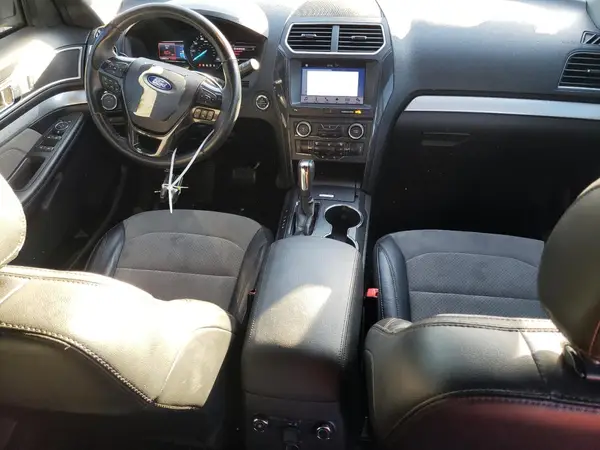 1FM5K7D82HGC18335 2017 FORD EXPLORER - Image 8
