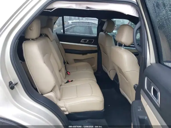 1FM5K7D82HGD19858 2017 FORD EXPLORER - Image 8