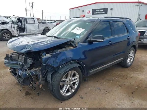 1FM5K7D82HGD85892 2017 FORD EXPLORER - Image 2