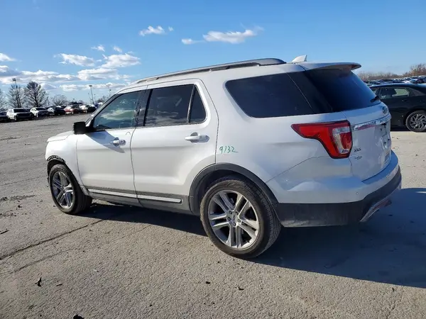 1FM5K7D82HGD99047 2017 FORD EXPLORER - Image 2