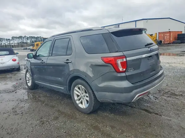 1FM5K7D82HGE07678 2017 FORD EXPLORER - Image 2
