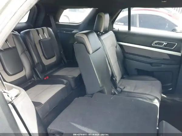 1FM5K7D82HGE37005 2017 FORD EXPLORER - Image 8