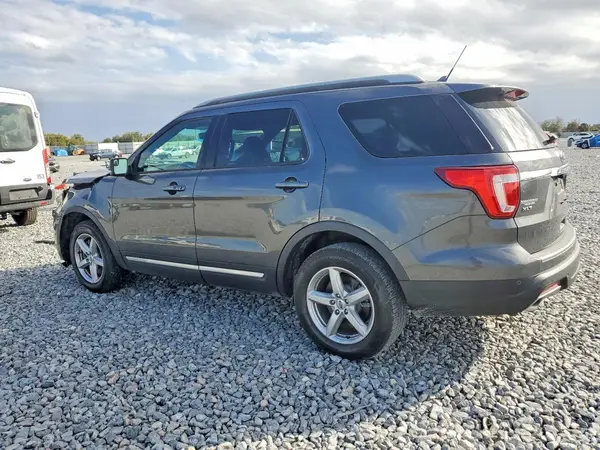 1FM5K7D82JGA02443 2018 FORD EXPLORER - Image 2