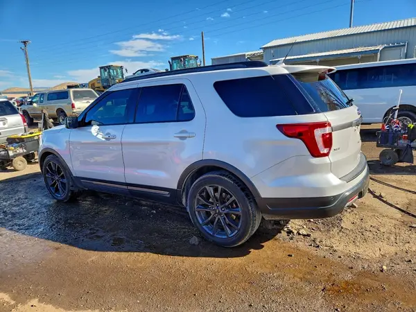1FM5K7D82JGA04385 2018 FORD EXPLORER - Image 2