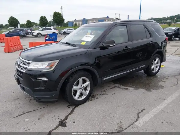 1FM5K7D82JGA11823 2018 FORD EXPLORER - Image 2