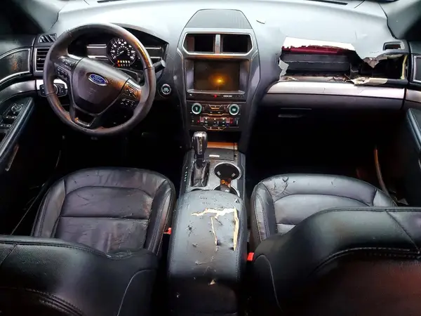 1FM5K7D82JGA19002 2018 FORD EXPLORER - Image 8