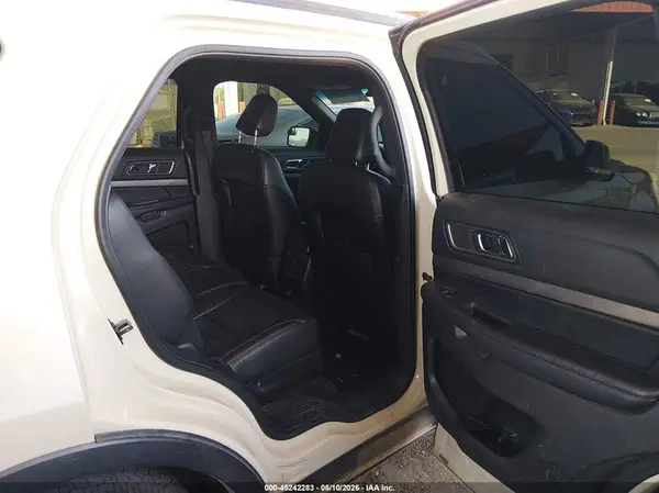 1FM5K7D82JGA25950 2018 FORD EXPLORER - Image 8