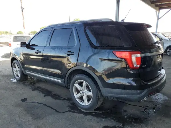 1FM5K7D82JGA42585 2018 FORD EXPLORER - Image 2