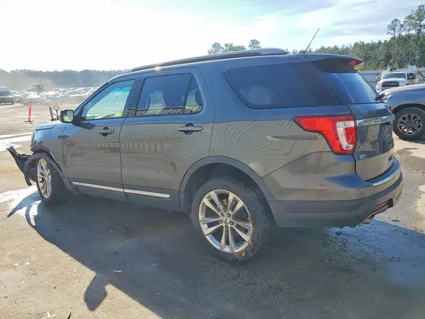 1FM5K7D82JGA91317 2018 FORD EXPLORER - Image 2