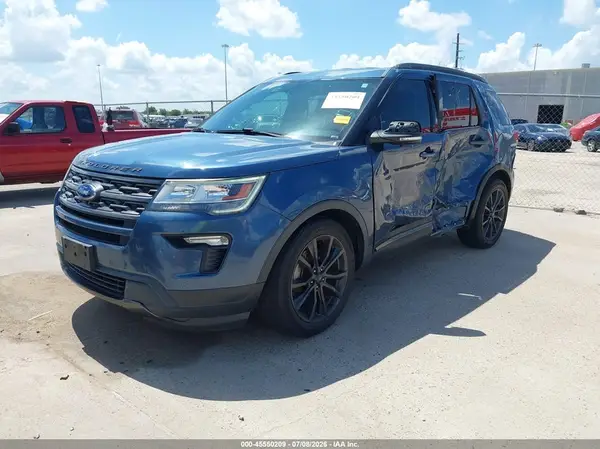 1FM5K7D82JGB17205 2018 FORD EXPLORER - Image 2