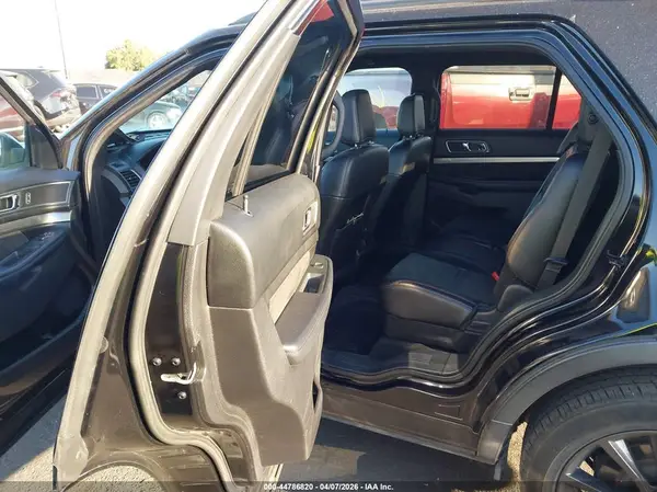 1FM5K7D82JGB18287 2018 FORD EXPLORER - Image 8