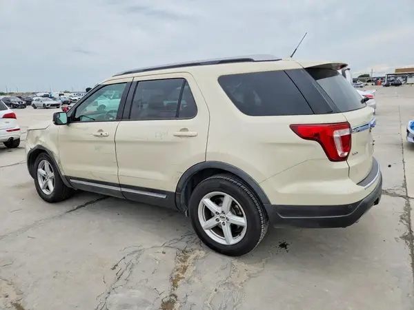 1FM5K7D82JGB64606 2018 FORD EXPLORER - Image 2