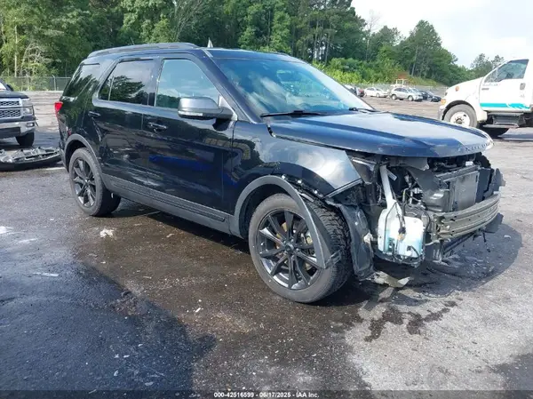 1FM5K7D82JGB75136 2018 FORD EXPLORER - Image 1