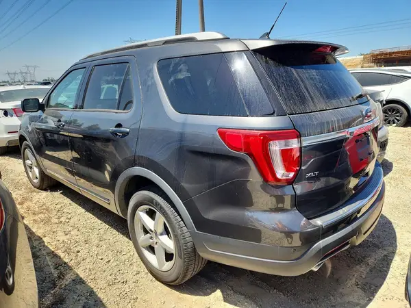 1FM5K7D82JGC06188 2018 FORD EXPLORER - Image 2
