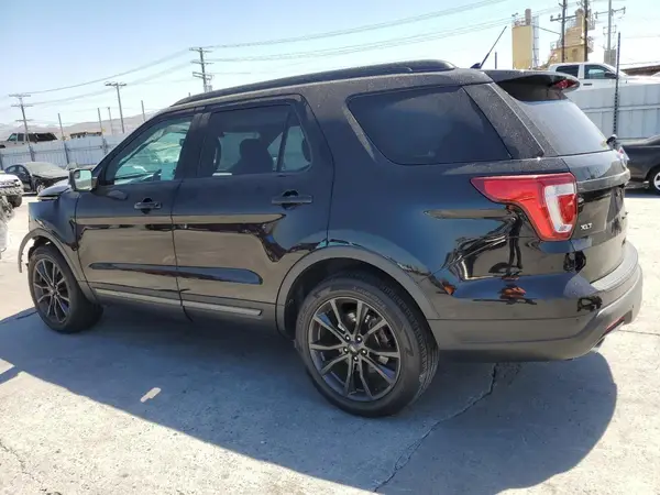 1FM5K7D82JGC06210 2018 FORD EXPLORER - Image 2