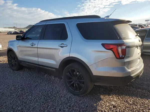 1FM5K7D82JGC28451 2018 FORD EXPLORER - Image 2