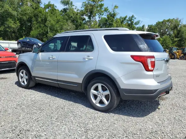 1FM5K7D82JGC53849 2018 FORD EXPLORER - Image 2