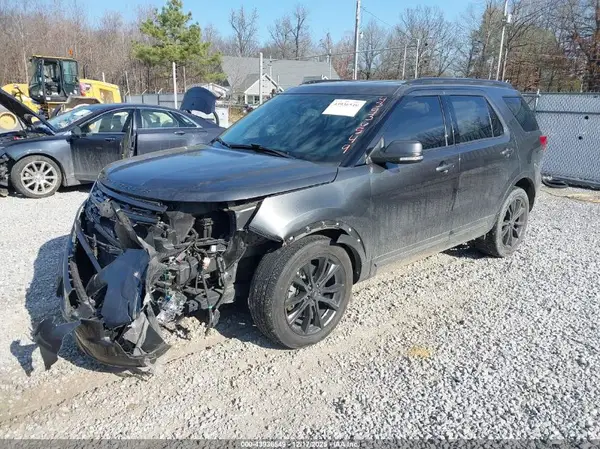1FM5K7D82JGC63202 2018 FORD EXPLORER - Image 2