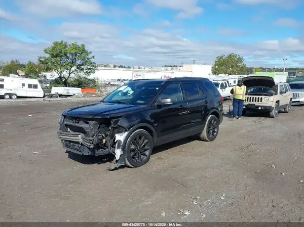 1FM5K7D82JGC89914 2018 FORD EXPLORER - Image 2