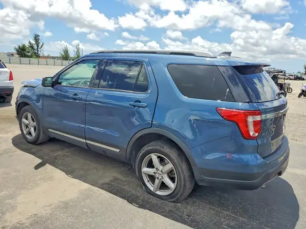 1FM5K7D82JGC90755 2018 FORD EXPLORER - Image 2