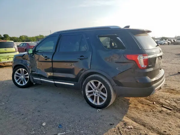 1FM5K7D83GGA07028 2016 FORD EXPLORER - Image 2