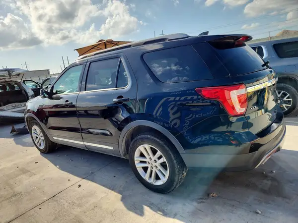 1FM5K7D83GGB61951 2016 FORD EXPLORER - Image 2
