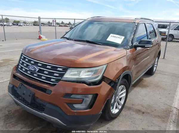 1FM5K7D83HGA16068 2017 FORD EXPLORER - Image 2