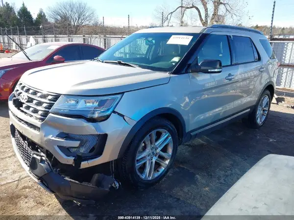 1FM5K7D83HGA27135 2017 FORD EXPLORER - Image 2