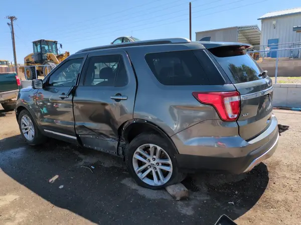 1FM5K7D83HGA37793 2017 FORD EXPLORER - Image 2