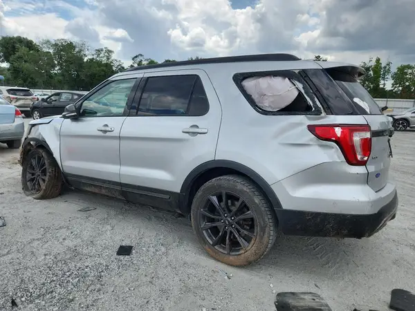 1FM5K7D83HGA66789 2017 FORD EXPLORER - Image 2