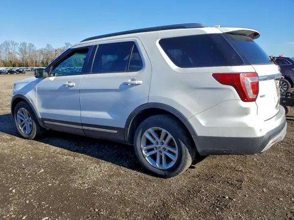 1FM5K7D83HGA97749 2017 FORD EXPLORER - Image 2