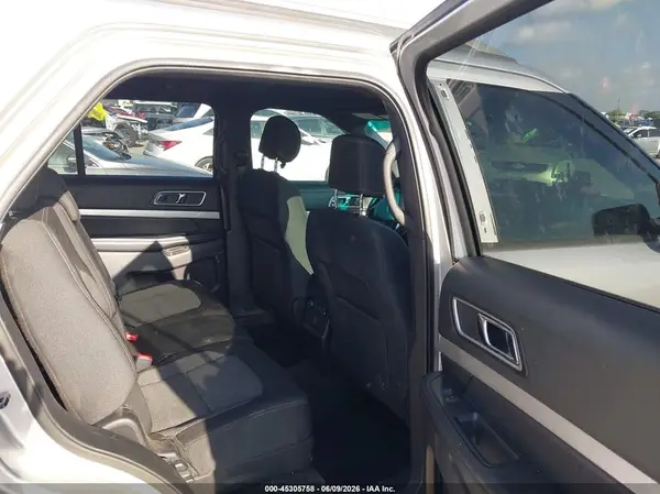 1FM5K7D83HGB13951 2017 FORD EXPLORER - Image 8