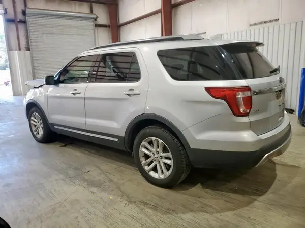 1FM5K7D83HGB20849 2017 FORD EXPLORER - Image 2