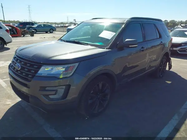 1FM5K7D83HGB27736 2017 FORD EXPLORER - Image 2