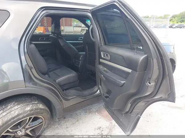 1FM5K7D83HGB27963 2017 FORD EXPLORER - Image 8