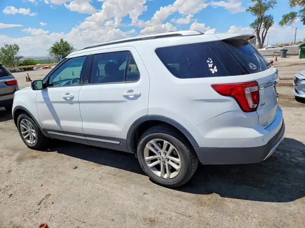 1FM5K7D83HGB31544 2017 FORD EXPLORER - Image 2