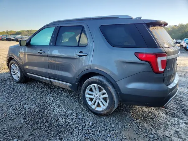 1FM5K7D83HGB43855 2017 FORD EXPLORER - Image 2