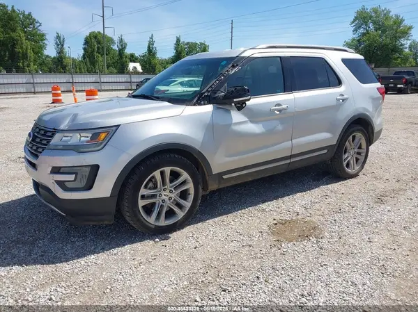 1FM5K7D83HGB52703 2017 FORD EXPLORER - Image 2