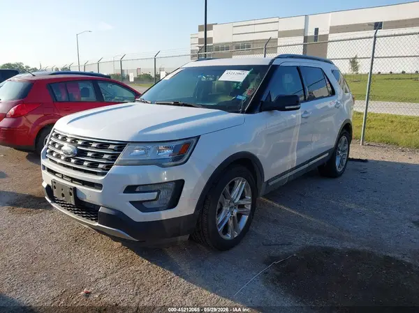 1FM5K7D83HGC20286 2017 FORD EXPLORER - Image 2