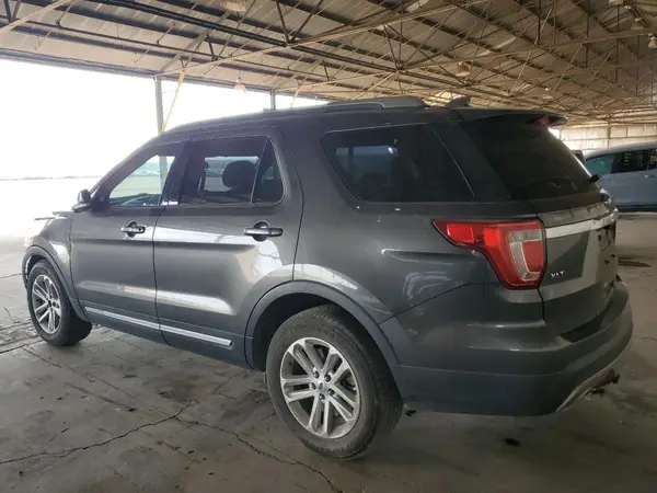 1FM5K7D83HGC32812 2017 FORD EXPLORER - Image 2