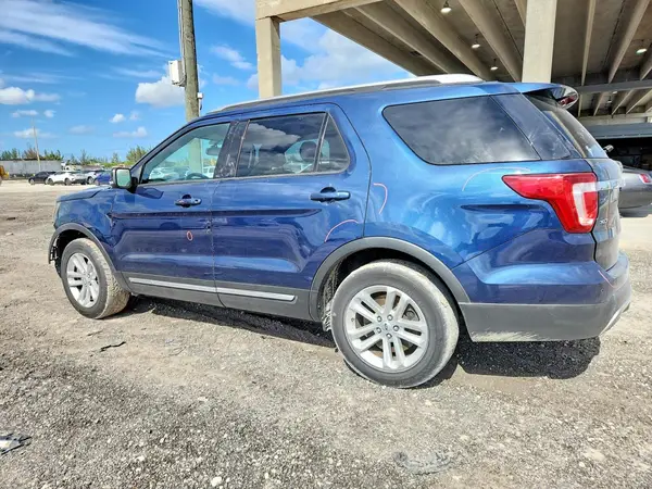 1FM5K7D83HGC75062 2017 FORD EXPLORER - Image 2