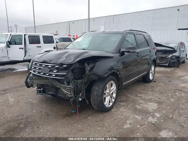 1FM5K7D83HGD02504 2017 FORD EXPLORER - Image 2