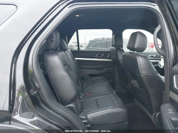 1FM5K7D83HGD02504 2017 FORD EXPLORER - Image 8